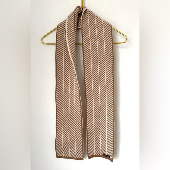 Calvin Klein Brown Tan Neutral Acrylic Knit Scarf One Size - Picture 3 of 3